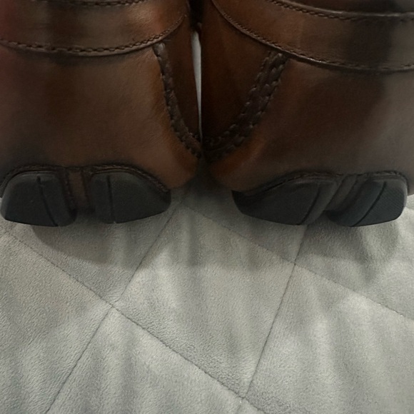 Salvatore Ferragamo Brown Leather Loafers with Woven Design - Picture 4 of 5